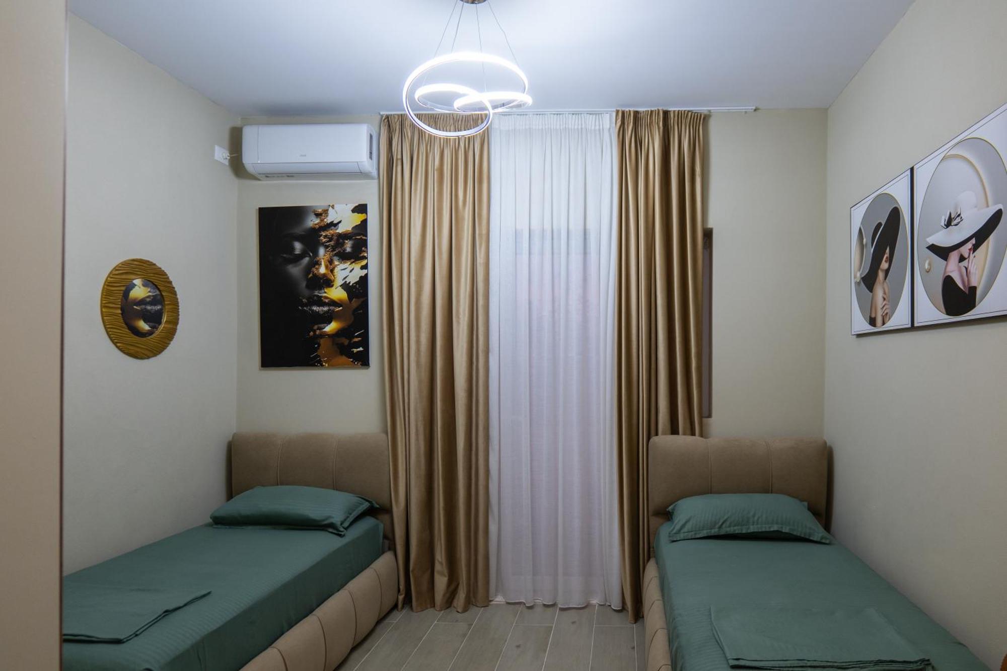 City Center Rooms And Apartments Durres Ngoại thất bức ảnh