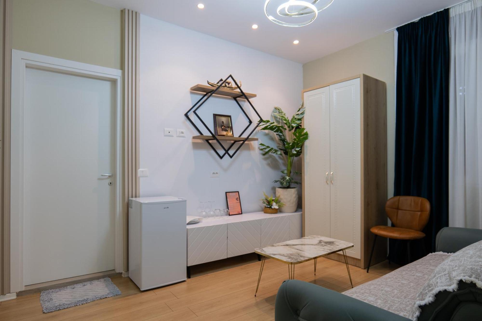 City Center Rooms And Apartments Durres Ngoại thất bức ảnh