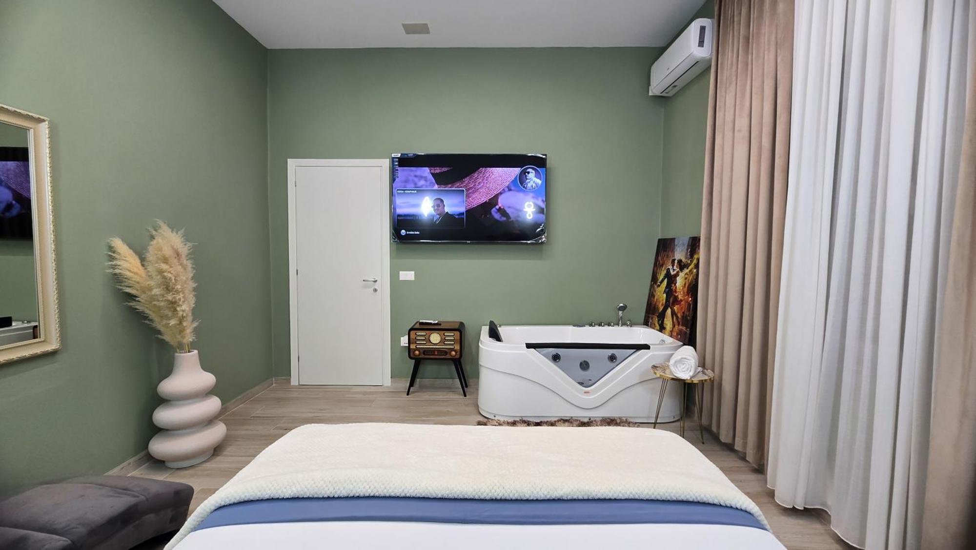 City Center Rooms And Apartments Durres Ngoại thất bức ảnh